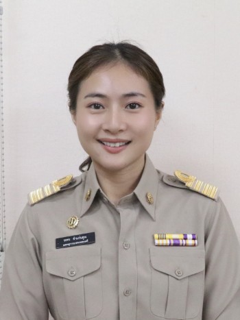 นางสาววรพร คำแก่นคูณ